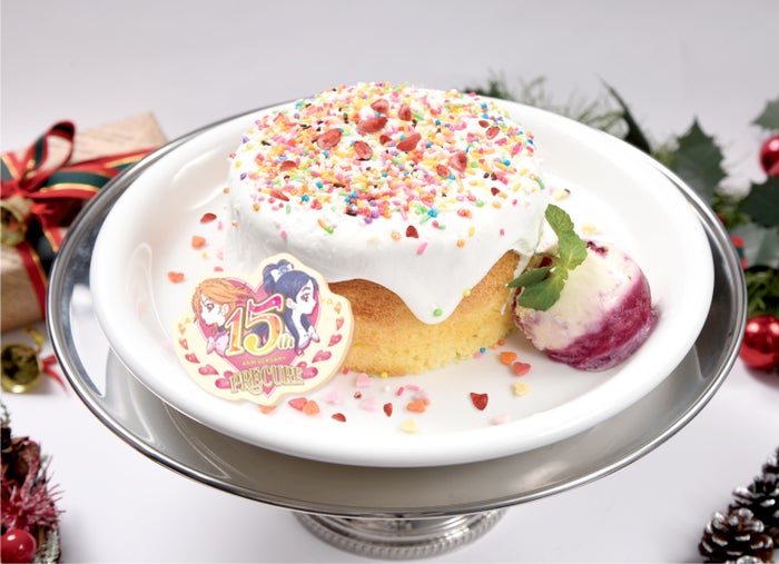 15thセレブレーション ~スペシャルクリスマスケーキ~2,090円(税抜)※12月1日から12月25日まで販売 (C)ABC-A・東映アニメーション