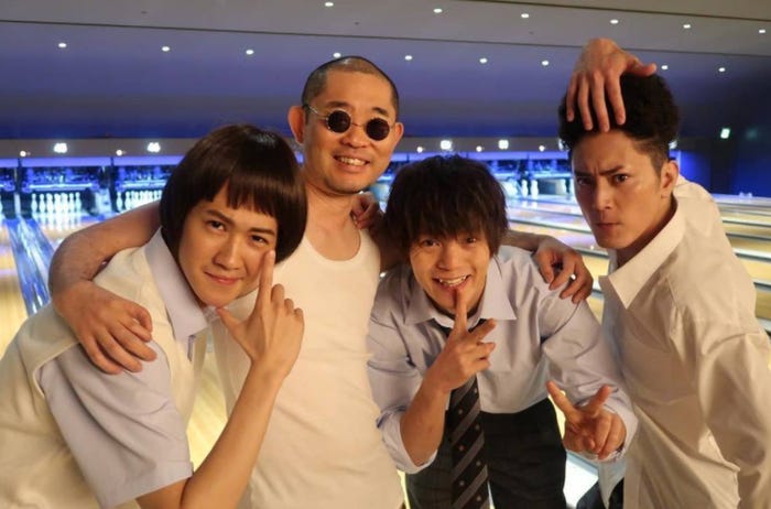 マル役の葉山奨之・パイセン役の今野浩喜・トビオ役の窪田正孝・伊佐美役の間宮祥太朗/画像提供:カンテレ