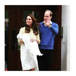 プリンセスをお披露目するキャサリン妃、ウィリアム王子／ケンジントン宮殿Instagramより