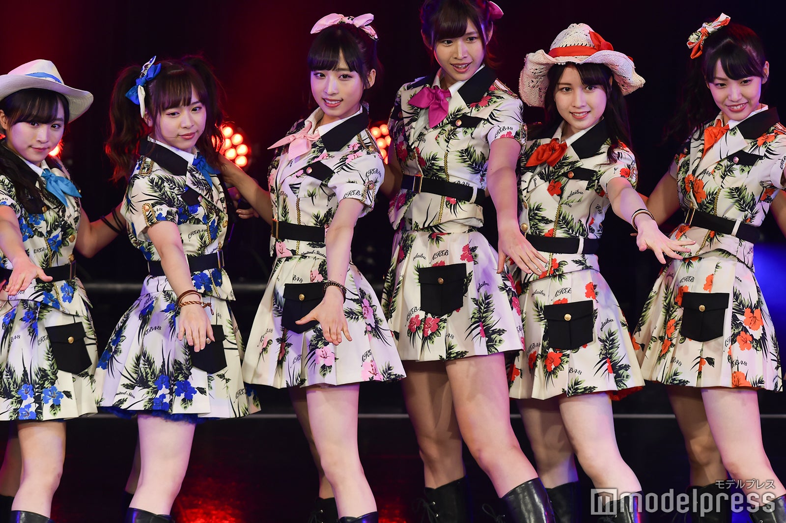 チーム8 （C）モデルプレス