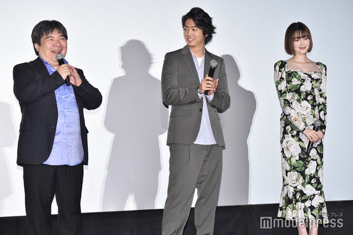 井口昇監督、伊藤健太郎、玉城ティナ (C)モデルプレス