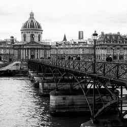 パリ「ポン・デ・ザール」「/Photo by jfgornet