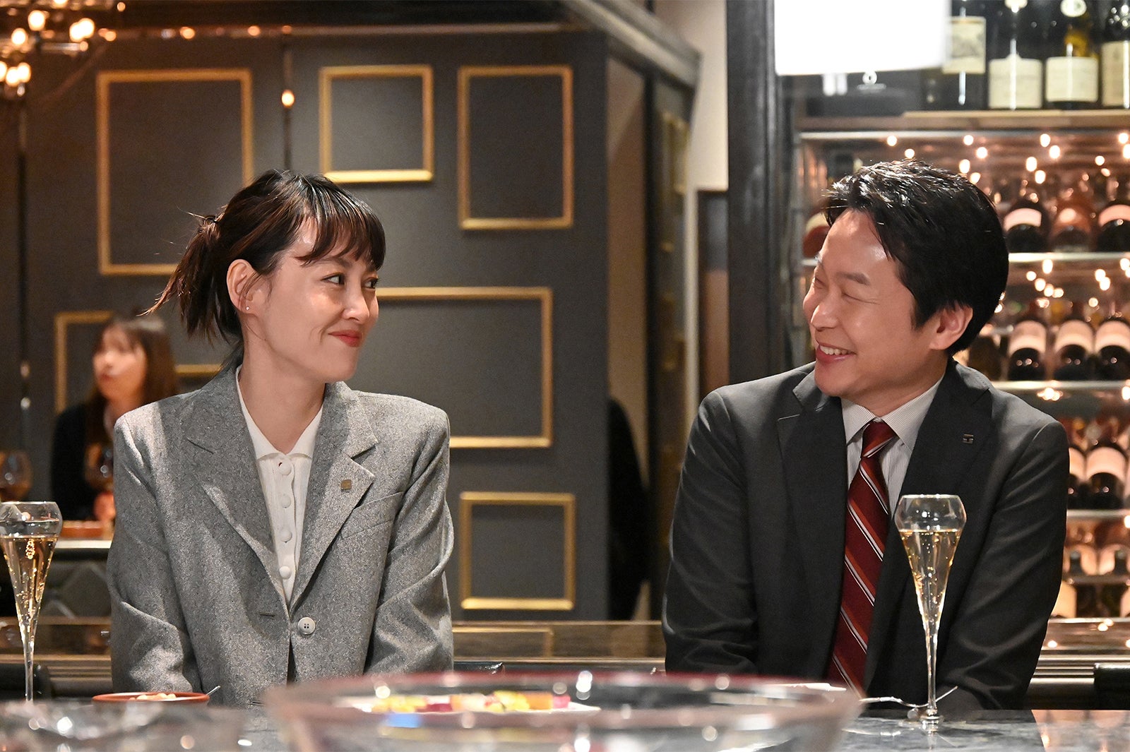菊地凛子、平原テツ「花咲舞が黙ってない」第6話より（C）日本テレビ
