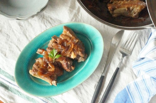 はちみつとニンニク醤油で旨味たっぷり！簡単スペアリブレシピ