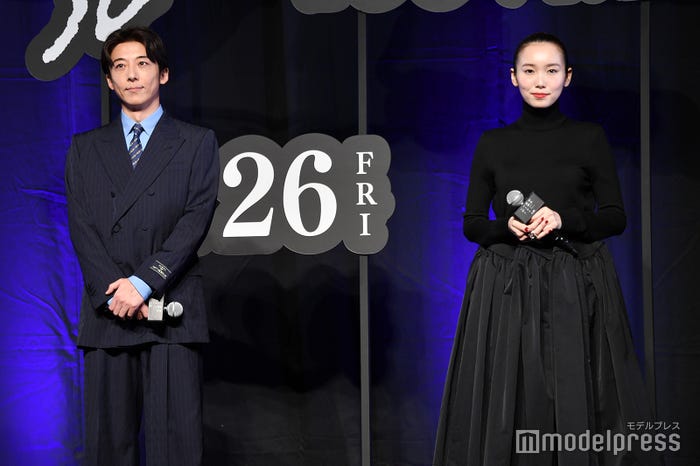高橋一生、飯豊まりえ(C)モデルプレス
