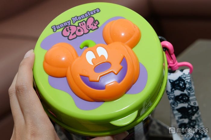 ハロウィーン仕様のポップコーンバケット