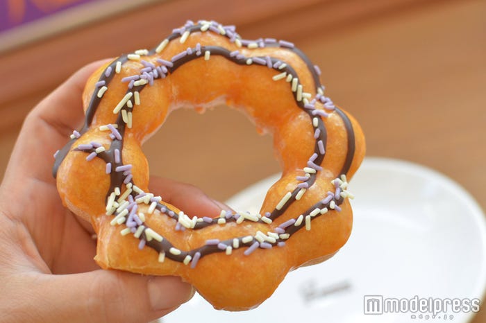 パンプキン風味のポン・デ・リング(C)モデルプレス