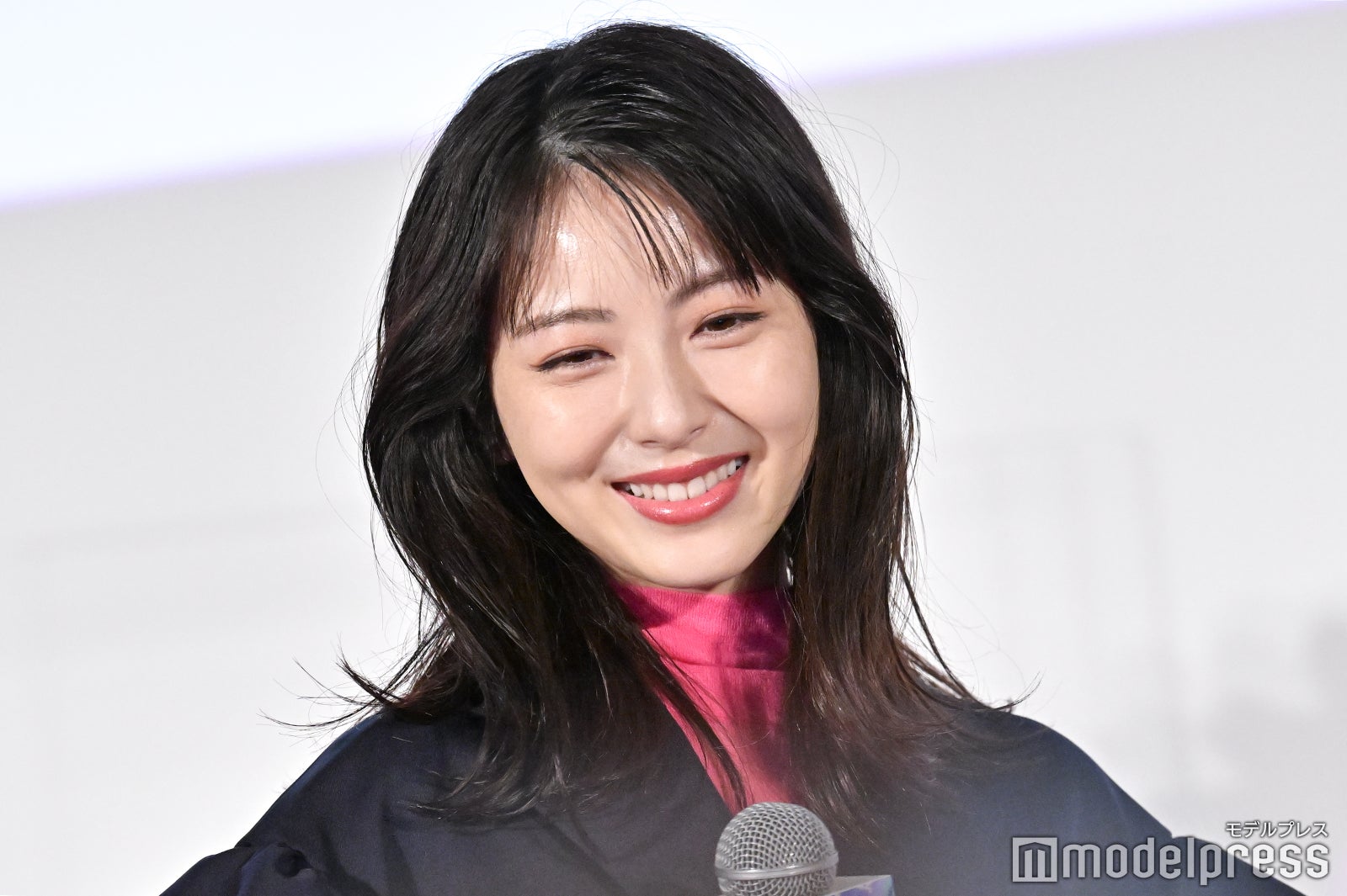 浜辺美波（C）モデルプレス