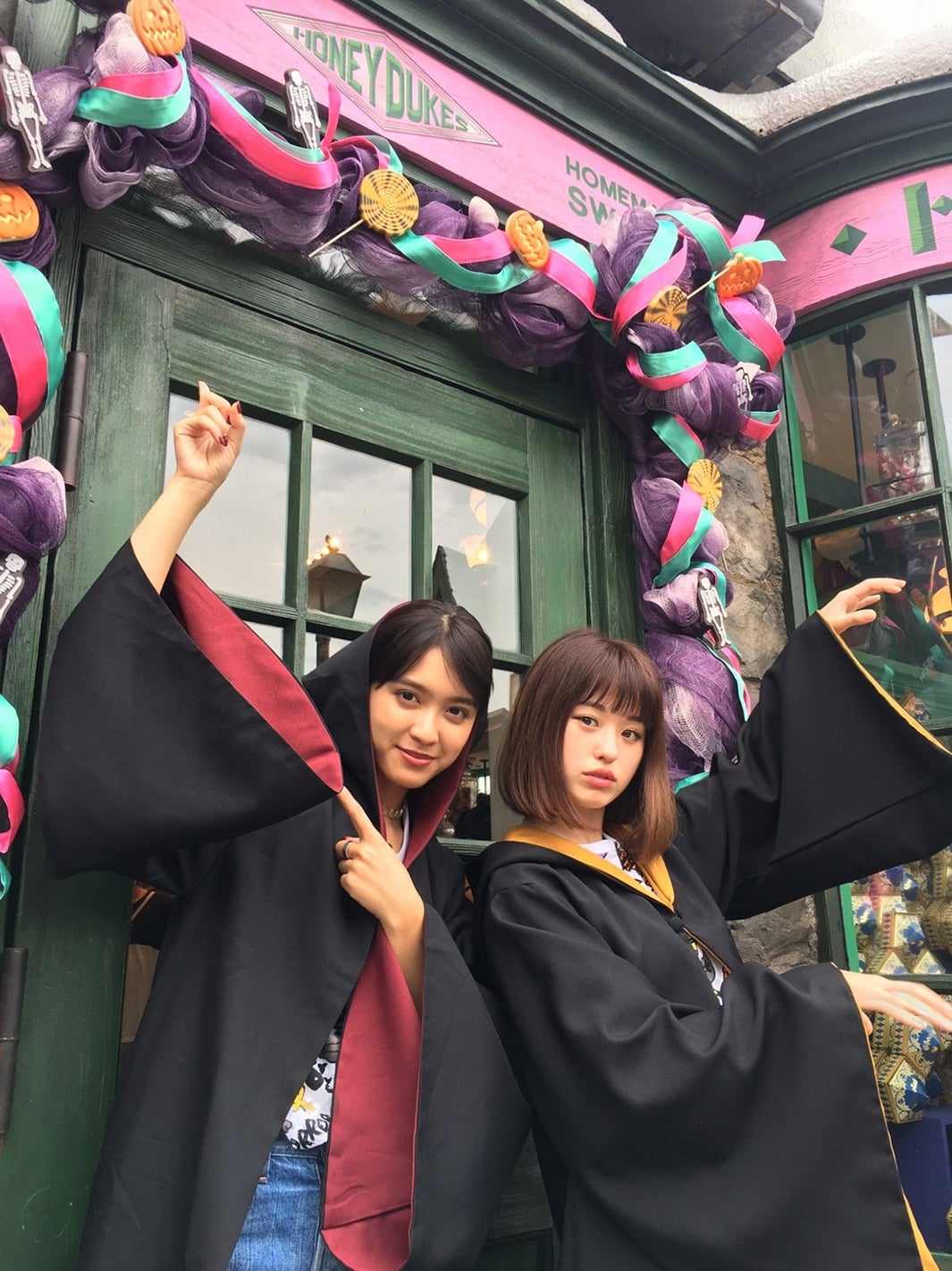 松本愛、やのあんな（写真提供：MBS）