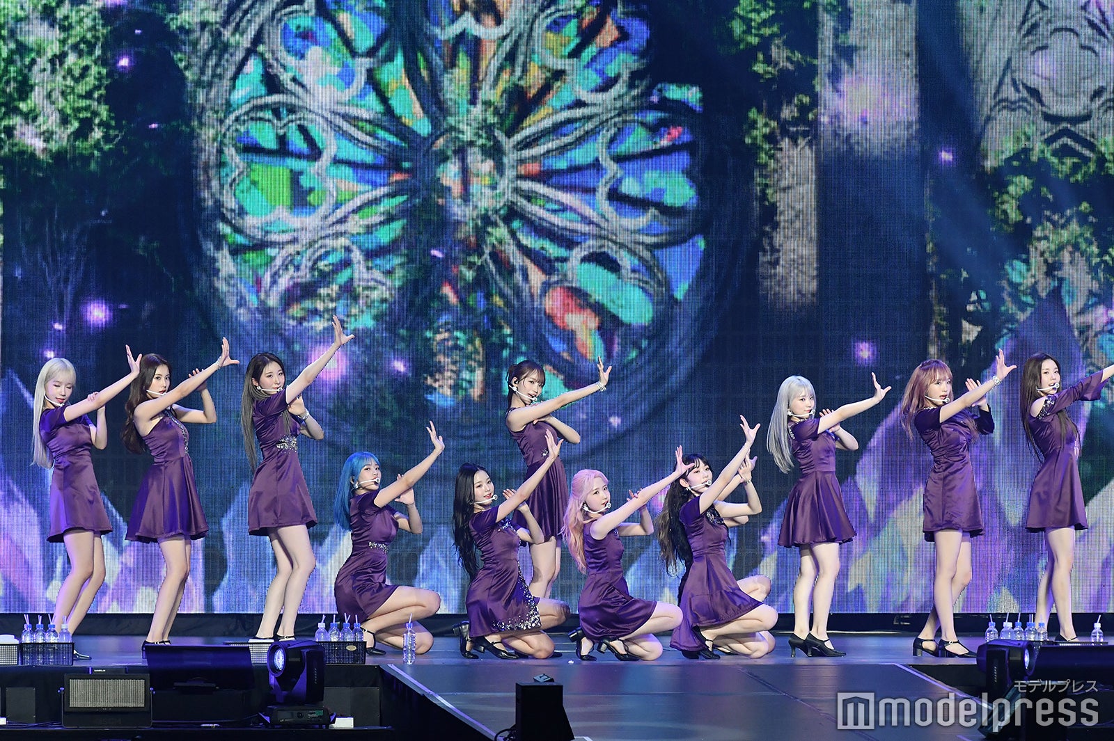 IZ*ONE （C）モデルプレス