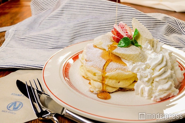 オーダーが入って生地から仕上げるパンケーキ／画像提供：ゴリップ