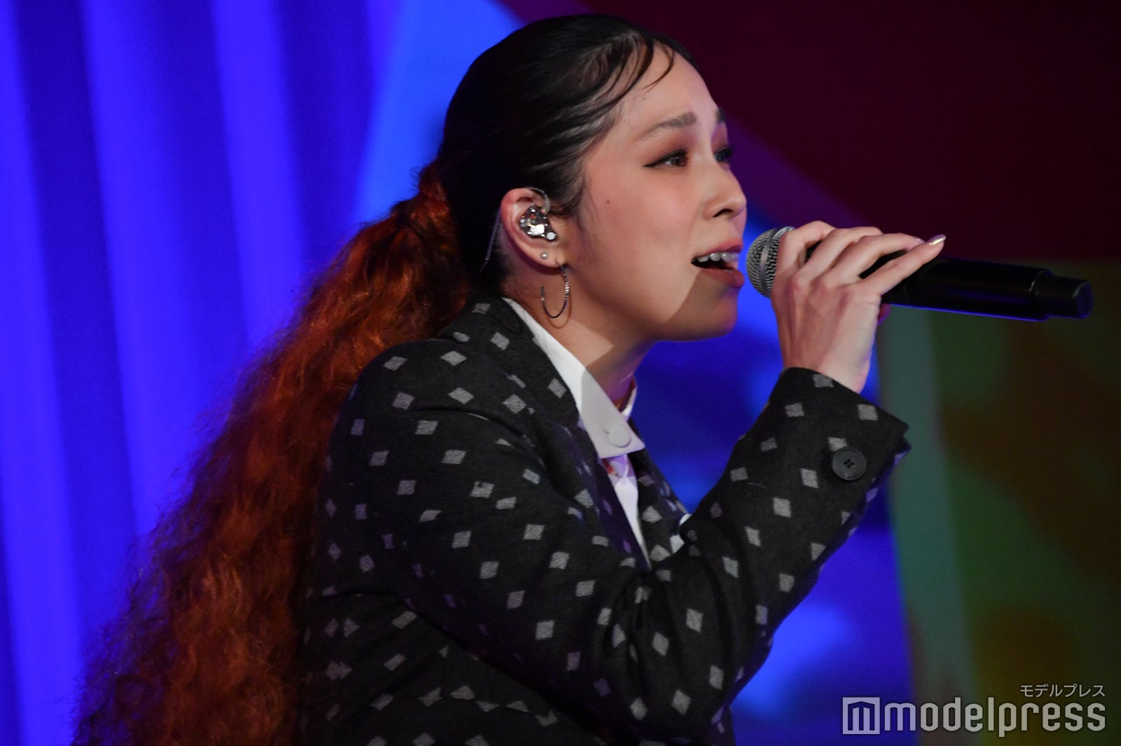 AI （C）モデルプレス