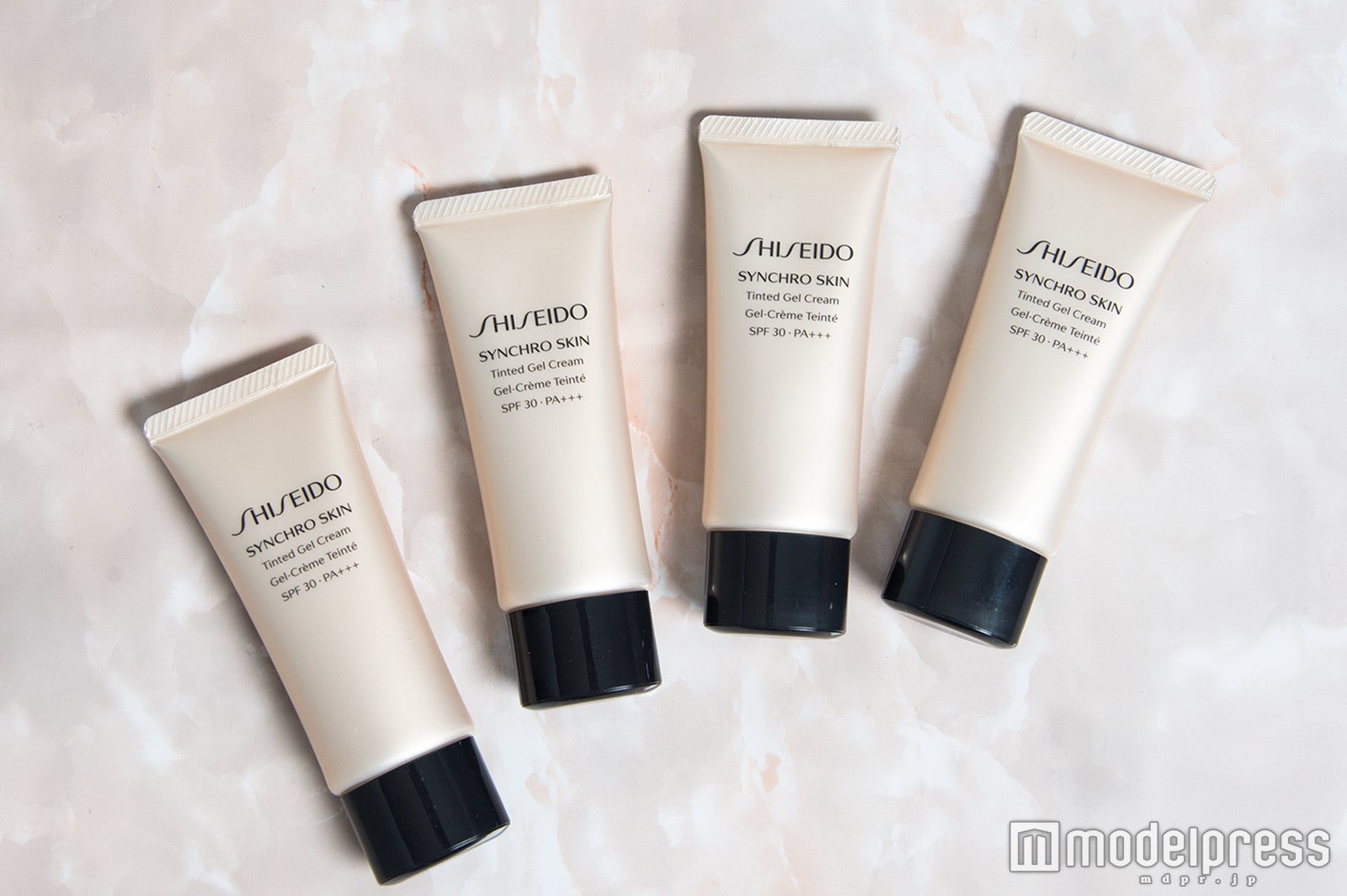 （C）モデルプレス