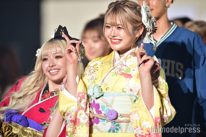 雨宮由乙花、雨宮未苺(C)モデルプレス