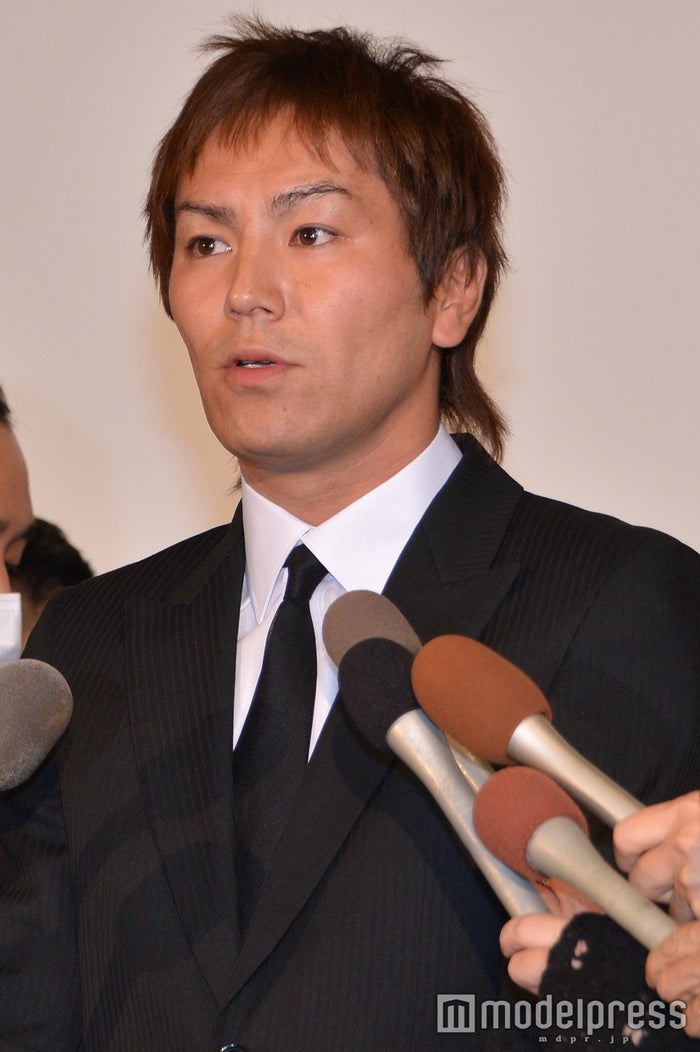 狩野英孝が会見 質疑応答全文 中編 報道を一部否定 たまり場みたいになっていた モデルプレス