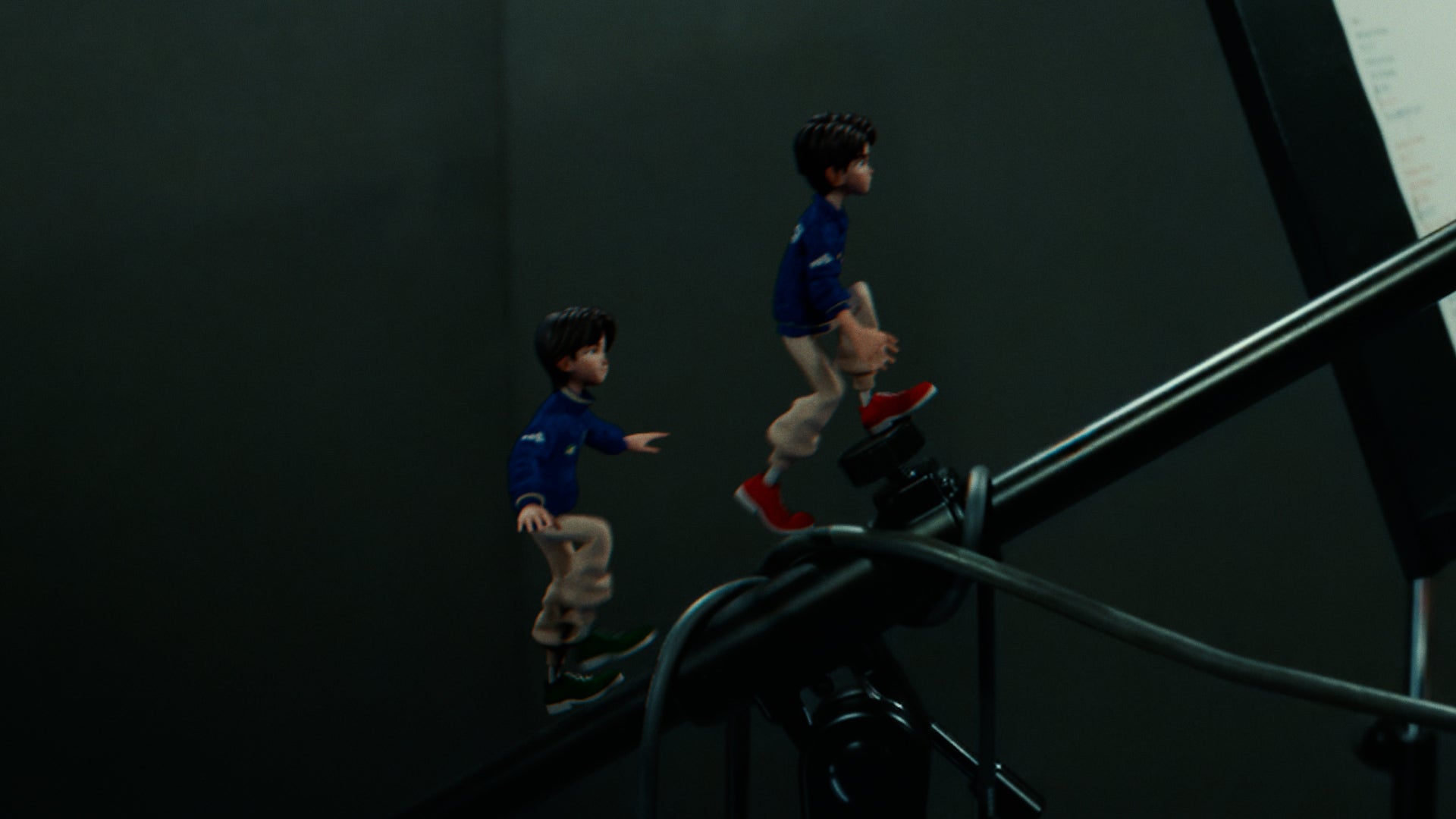 新WEBムービー「サン生と楽曲作ったよ」篇より（提供写真）