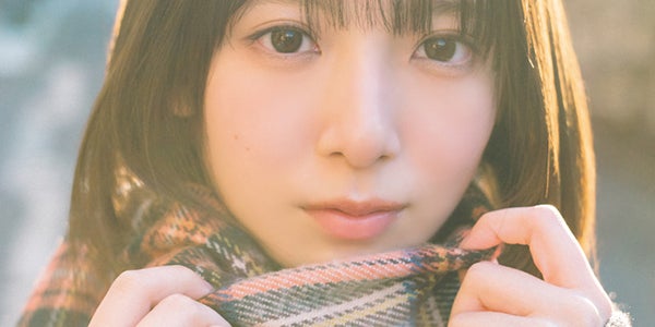 日向坂46渡辺莉奈、制服×チェックマフラーで“王道ヒロイン”に「週プレ