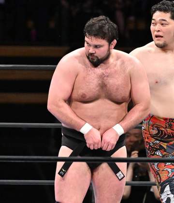ウルフアロンが柔道黒帯を奪回、初遭遇の葛西純からのタッグ結成要求にはタジタジ【新日本プロレス】