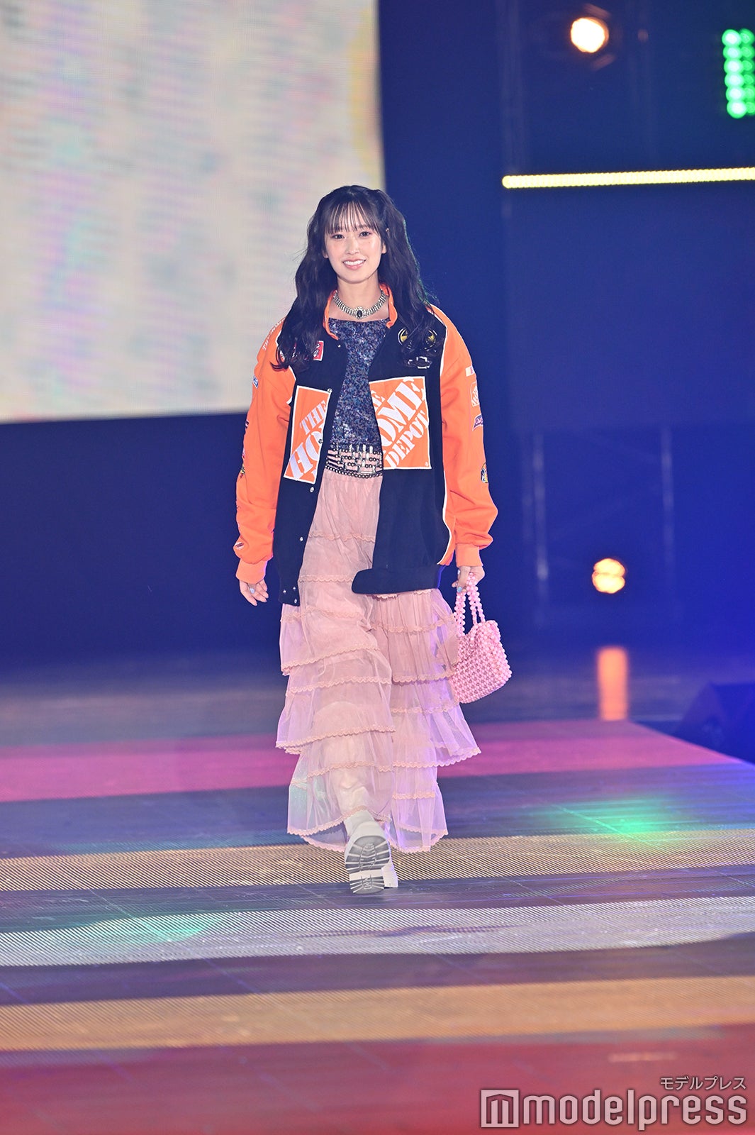 （C）モデルプレス