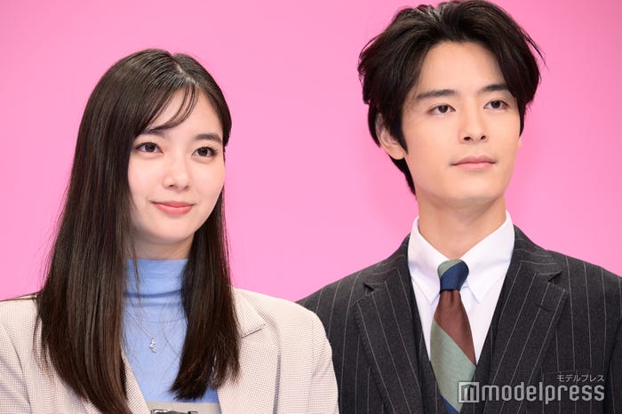 新川優愛、塩野瑛久(C)モデルプレス