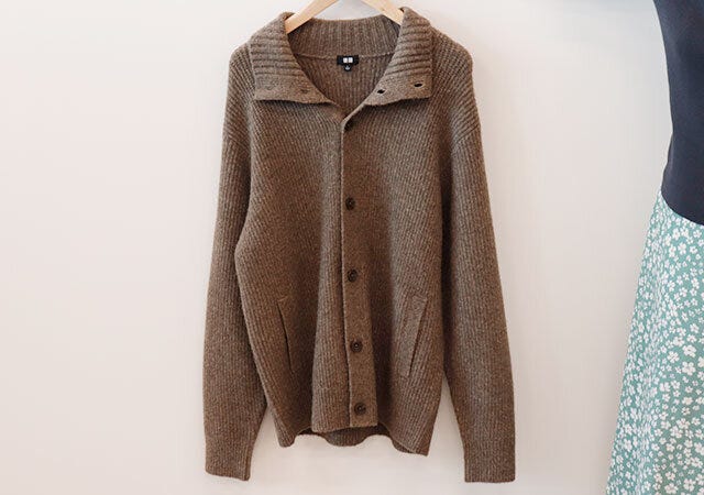 ユニクロ　スフレヤーンニット