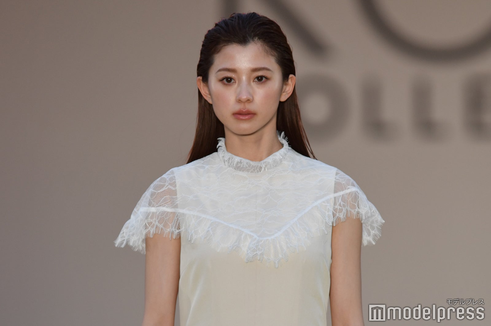 朝比奈彩（C）モデルプレス