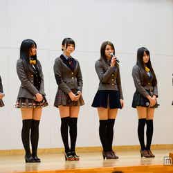 岩手県陸前高田市・高田第一中学校を訪問したAKB48(C)AKS