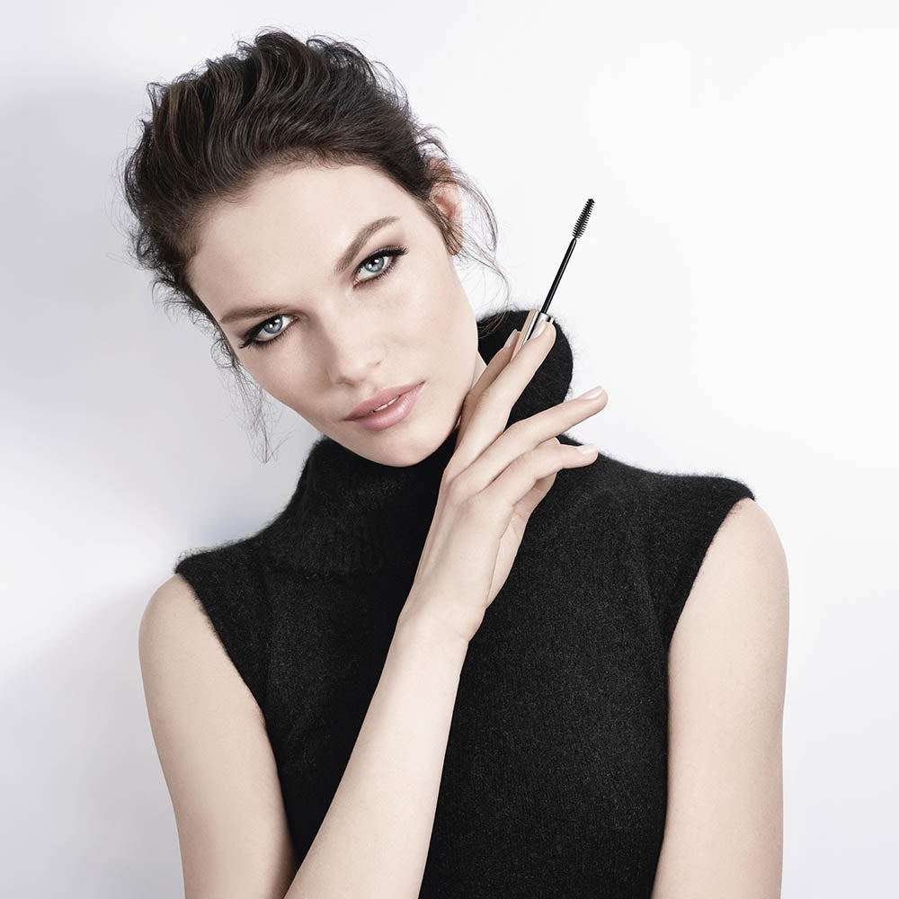 【ヘレナ ルビンスタイン】まつげ美容液とマスカラのハイブリッド“美容液マスカラ”誕生