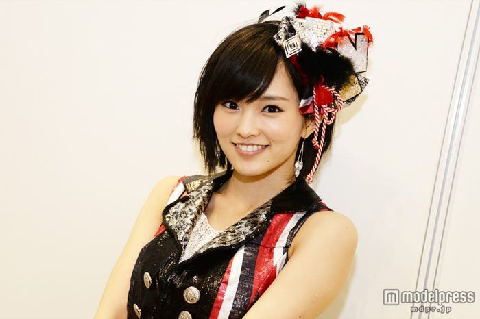 山本彩