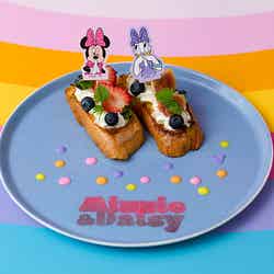 <Minnie & Daisy>仲良しフレンチトースト税込1,590円(C)Disney