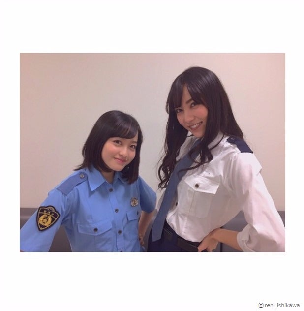 石川恋、橋本環奈は「現場の天使」 2ショットにファン歓喜＜警視庁いきもの係＞