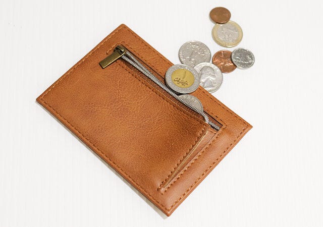 リンネル1月号増刊の付録のスマートウォレット使用例