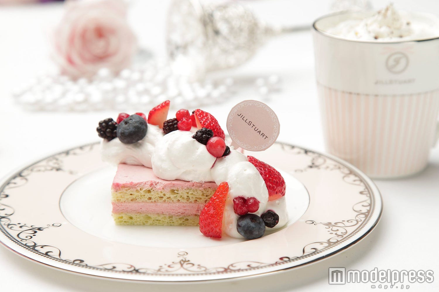 台湾「JILL STUART」カフェが限定オープン キラキラスイーツにときめく