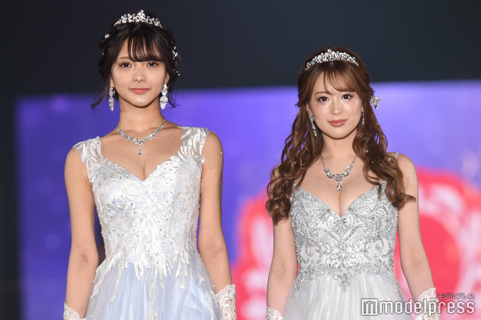 （C）モデルプレス