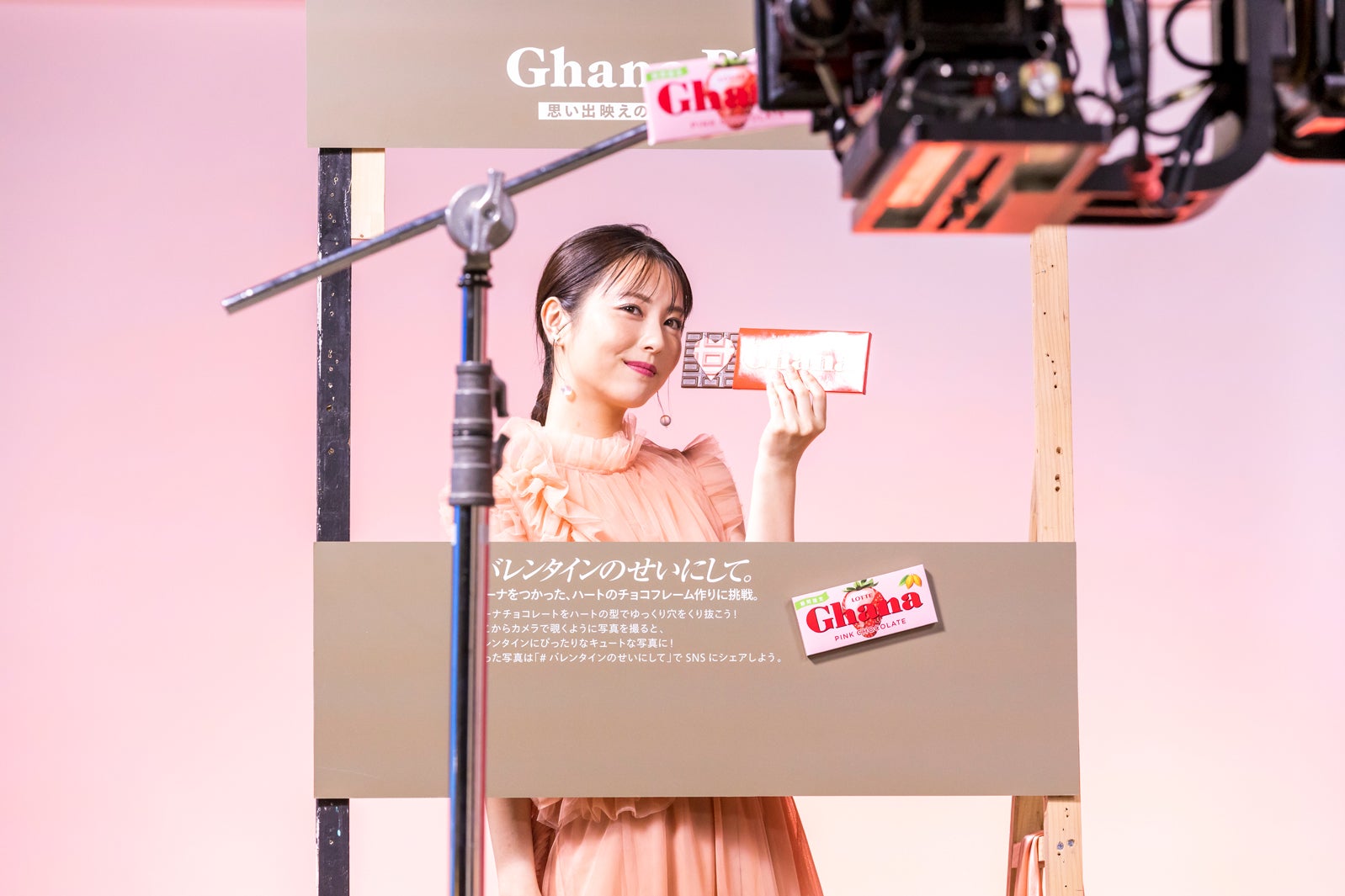 浜辺美波／メイキング（提供写真）