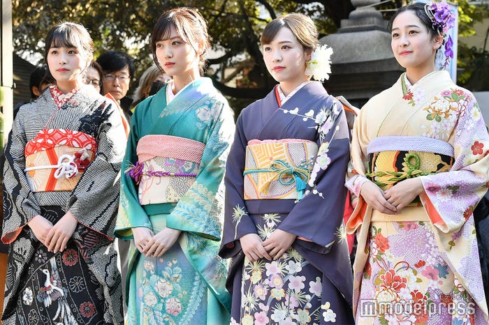 (左から)大園桃子、山下美月、渡辺みり愛、向井葉月(C)モデルプレス