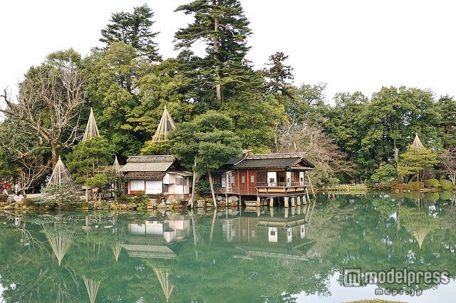 金沢「兼六園」が期間限定で入園料ゼロに