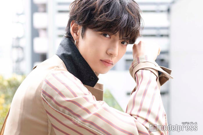 Fantastics佐藤大樹 初挑戦のラブシーンは テストなし 見上愛を美しく見せるためのこだわり 研究明かす Liar インタビュー前編 モデルプレス Fantastics佐藤大樹 初挑戦のラブシーンは テストなし 見上愛を美しく見せるためのこだわり 研究明かす Liar インタビュー前編 モデルプレス
