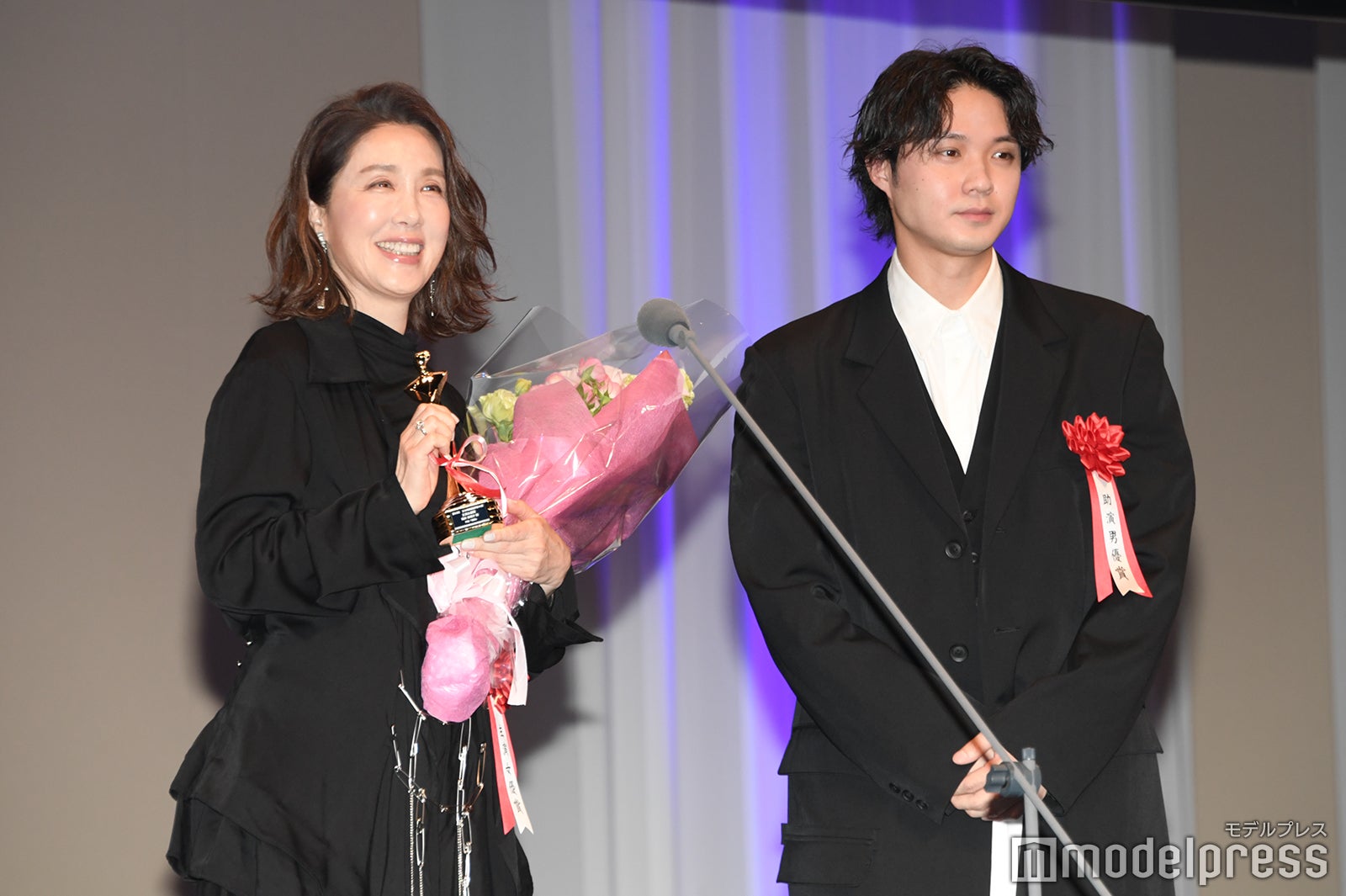 筒井真理子、磯村勇斗（C）モデルプレス