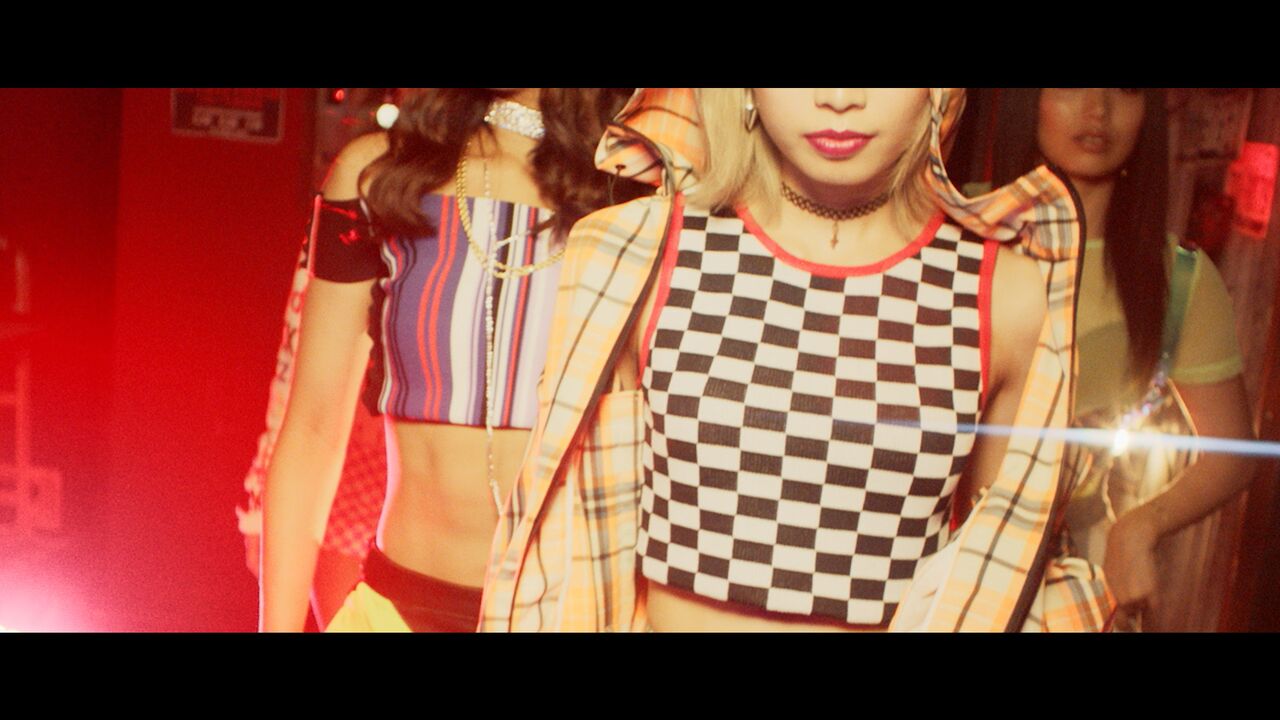 BananaLemon「LOOK AT ME, LOOK AT ME」MVより（提供画像） 