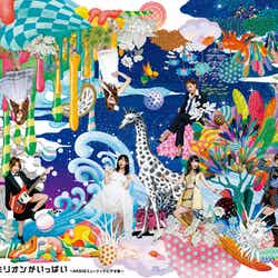 AKB48「ミリオンがいっぱい~AKB48ミュージックビデオ集~」スペシャルBOXジャケット表面