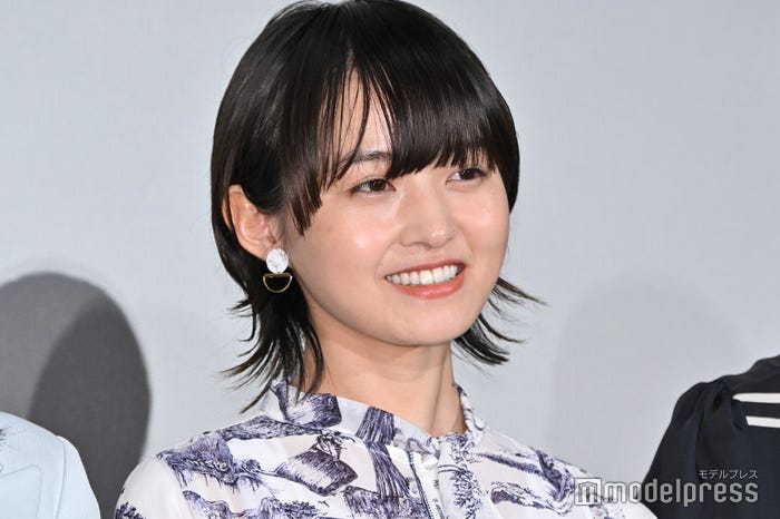 伊藤万理華(C)モデルプレス