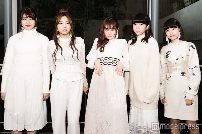 Little Glee Monster(左から)かれん、MAYU、芹奈、manaka、アサヒ(C)モデルプレス
