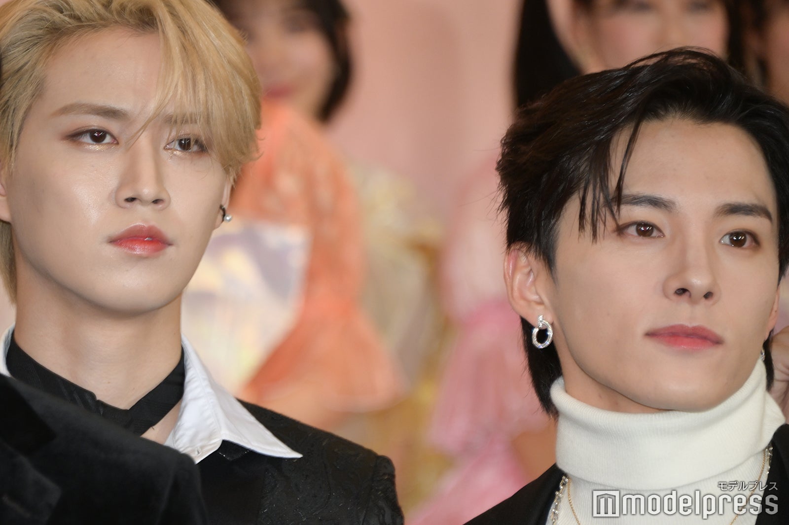白岩瑠姫、川西拓実（C）モデルプレス