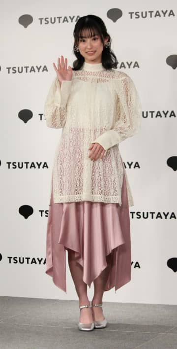 井本彩花 磨き抜かれた抜群スタイル「お尻が一番自信ある」2nd写真集をPR