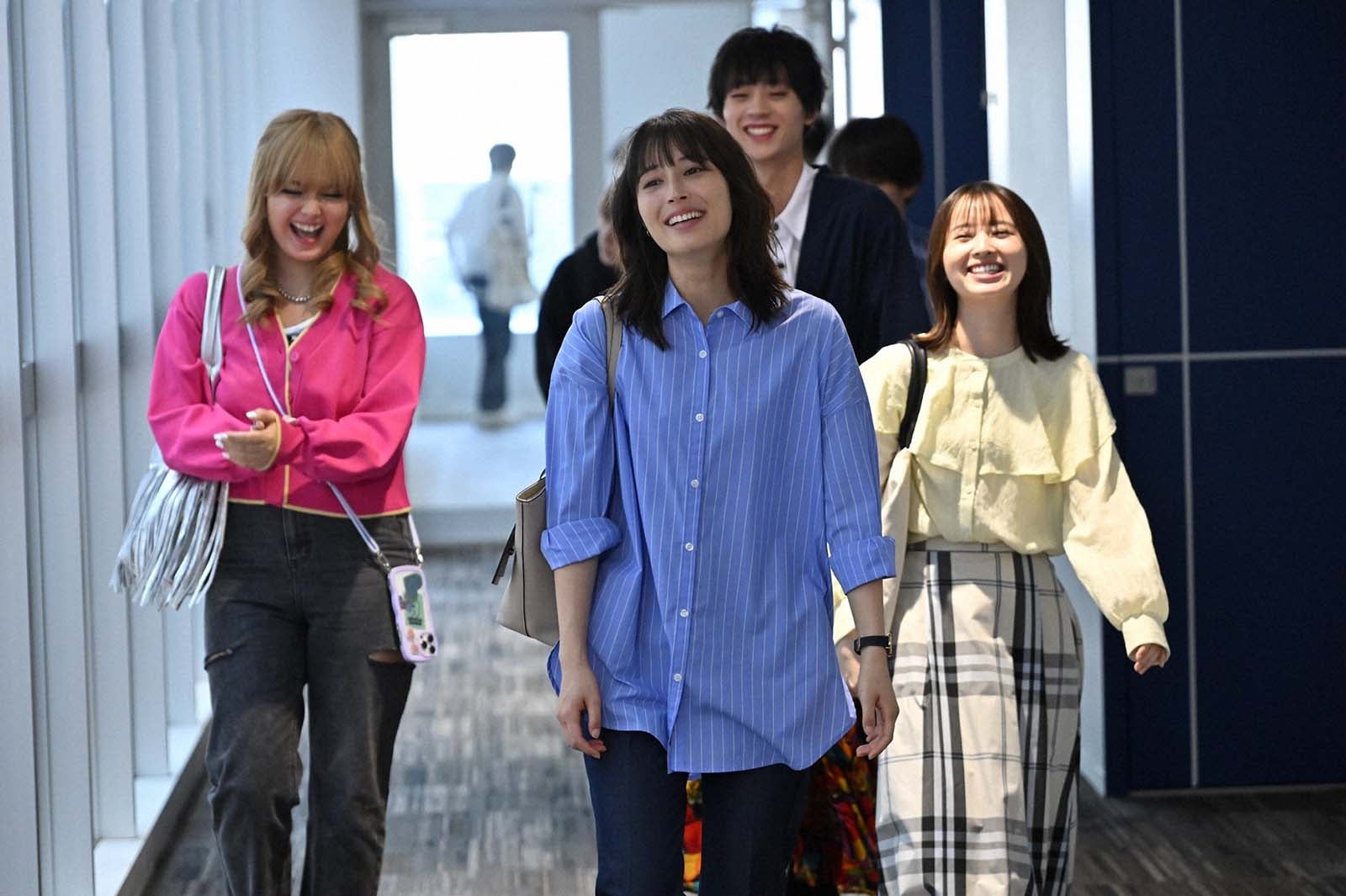 箭内夢菜、広瀬アリス、飯沼愛、水沢林太郎「マイ・セカンド・アオハル」第2話より（C）TBS