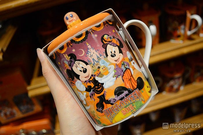 フタ付きマグ¥1600