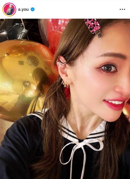 浜崎 あゆみ 学生 ピース 写真