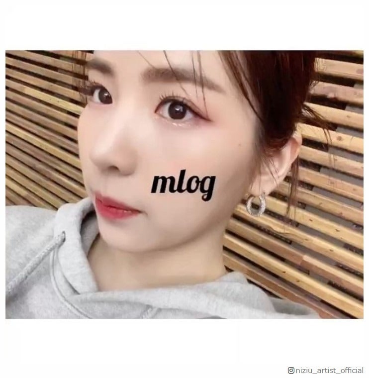 NiziUマヤ、マコの誕生日サプライズの様子公開 オフ動画に「癒される」の声