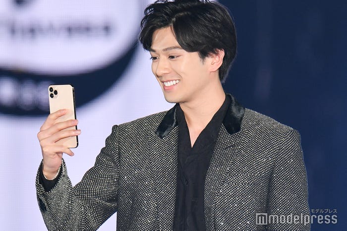 新田真剣佑 (C)モデルプレス